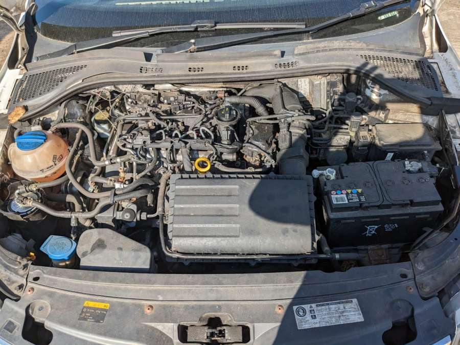 5N0837885H Ручка двери наружная передняя правая Skoda Rapid (2012-2020) Хетчбэк 5дв. 2015г. | Фото № 7 5N0837885H Ручка двери наружная передняя правая Skoda Rapid (2012-2020) Хетчбэк 5дв. 2015г. - Фото 7