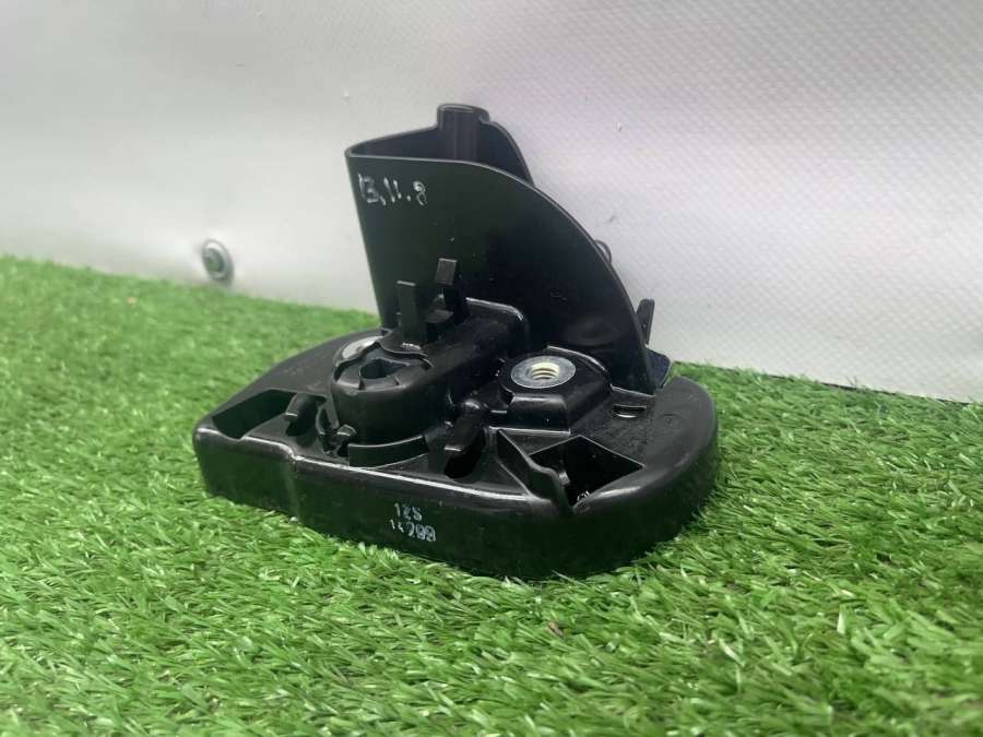 2K5843603 Замок двери сдвижной Volkswagen Caddy 3 2010г. | Фото № 3 2K5843603 Замок двери сдвижной Volkswagen Caddy 3 2010г. - Фото 3