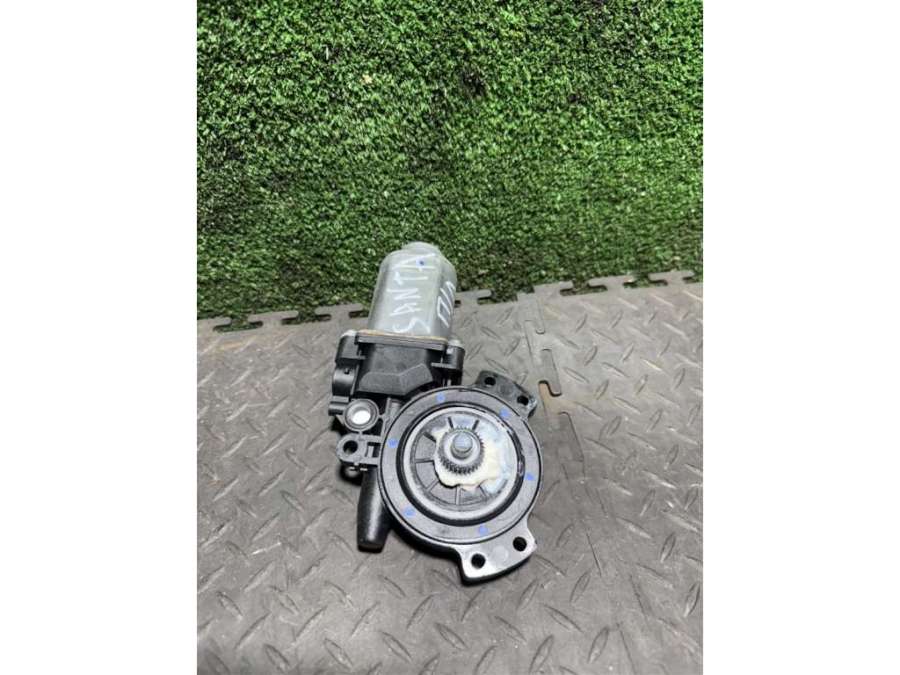 400907 Моторчик стеклоподъемника передний левый  Hyundai Santa Fe 2 2008г. | Фото № 2  400907 Моторчик стеклоподъемника передний левый  Hyundai Santa Fe 2 2008г. - Фото 2