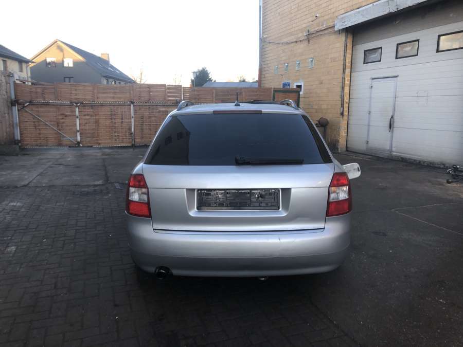 Ручка двери внутренняя задняя правая Audi A4 B6 (2000-2006) Универсал 2001г. | Фото № 10 Ручка двери внутренняя задняя правая Audi A4 B6 (2000-2006) Универсал 2001г. - Фото 10