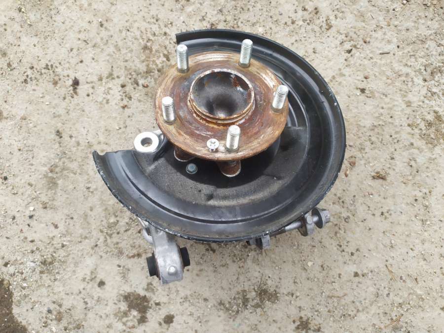 Ступица задняя правая Honda Civic 2015-2019 2017г. | Фото № 1 Ступица задняя правая Honda Civic 2015-2019 2017г. - Фото 1