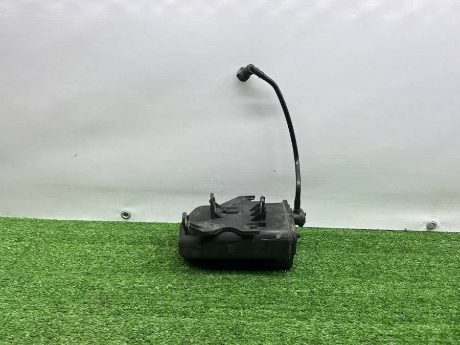 1k0201827 Адсорбер (фильтр угольный) Volkswagen Golf 5 2005г. | Фото № 5 1k0201827 Адсорбер (фильтр угольный) Volkswagen Golf 5 2005г. - Фото 5