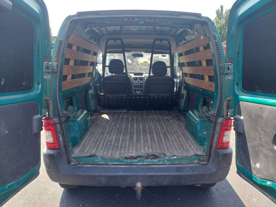 Коллектор выпускной Peugeot Partner 1 (1996-2008) Фургон 2000г. | Фото № 7 Коллектор выпускной Peugeot Partner 1 (1996-2008) Фургон 2000г. - Фото 7