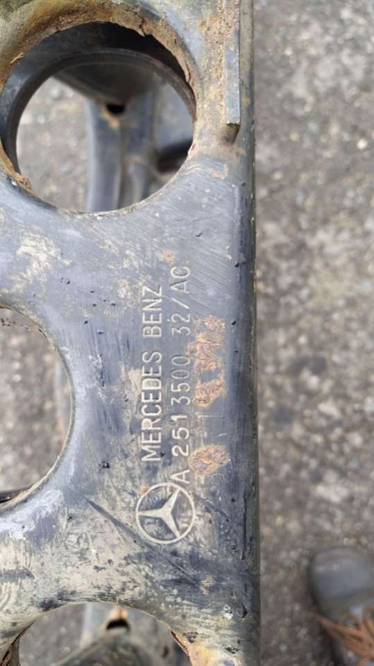 A2513500032 Балка задняя  Mercedes-Benz R W251 2006г. | Фото № 2  A2513500032 Балка задняя  Mercedes-Benz R W251 2006г. - Фото 2