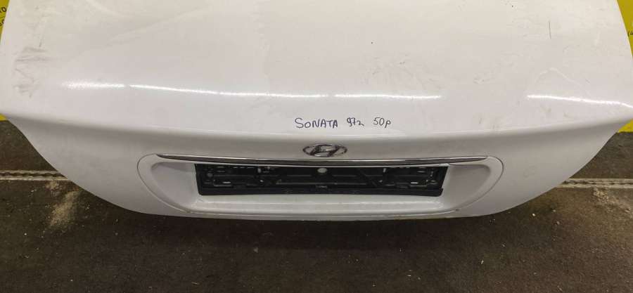 G4CP Крышка багажника (дверь 3-5) Hyundai Sonata 3 поколение седан 1996г. | Фото № 2 G4CP Крышка багажника (дверь 3-5) Hyundai Sonata 3 поколение седан 1996г. - Фото 2