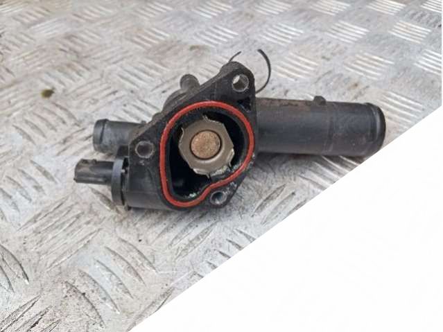 Корпус термостата Renault Duster 2018г. | Фото № 3 Корпус термостата Renault Duster 2018г. - Фото 3