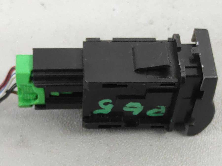 EG23664T0 Кнопка антипробуксовочной системы Mazda CX-9 внедорожник 5 дв. 2010г. | Фото № 2 EG23664T0 Кнопка антипробуксовочной системы Mazda CX-9 внедорожник 5 дв. 2010г. - Фото 2