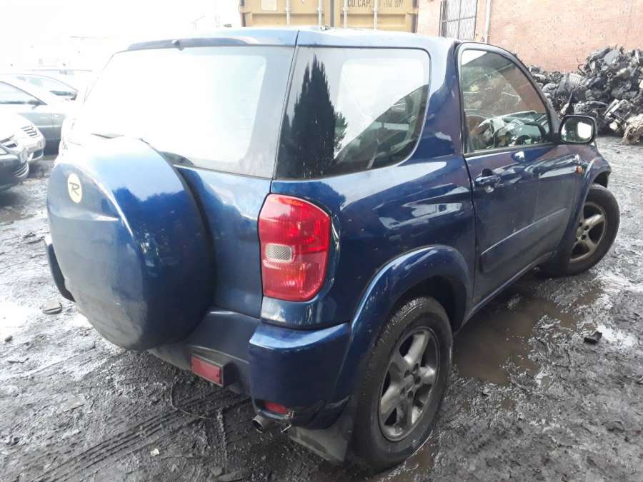 1775028010 Патрубок воздушного фильтра (гофра инжектора) Toyota Rav4 2 (2000-2005) Внедорожник 2002г. | Фото № 5 1775028010 Патрубок воздушного фильтра (гофра инжектора) Toyota Rav4 2 (2000-2005) Внедорожник 2002г. - Фото 5