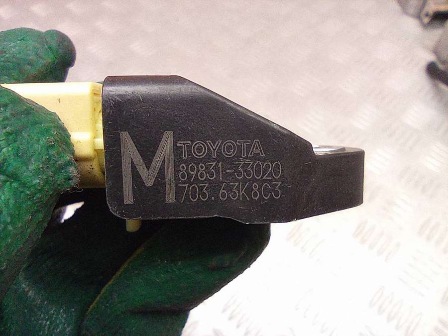 8983133020 Датчик удара  Toyota RAV4 3  (XA30) внедорожник 2008г. | Фото № 3  8983133020 Датчик удара  Toyota RAV4 3  (XA30) внедорожник 2008г. - Фото 3