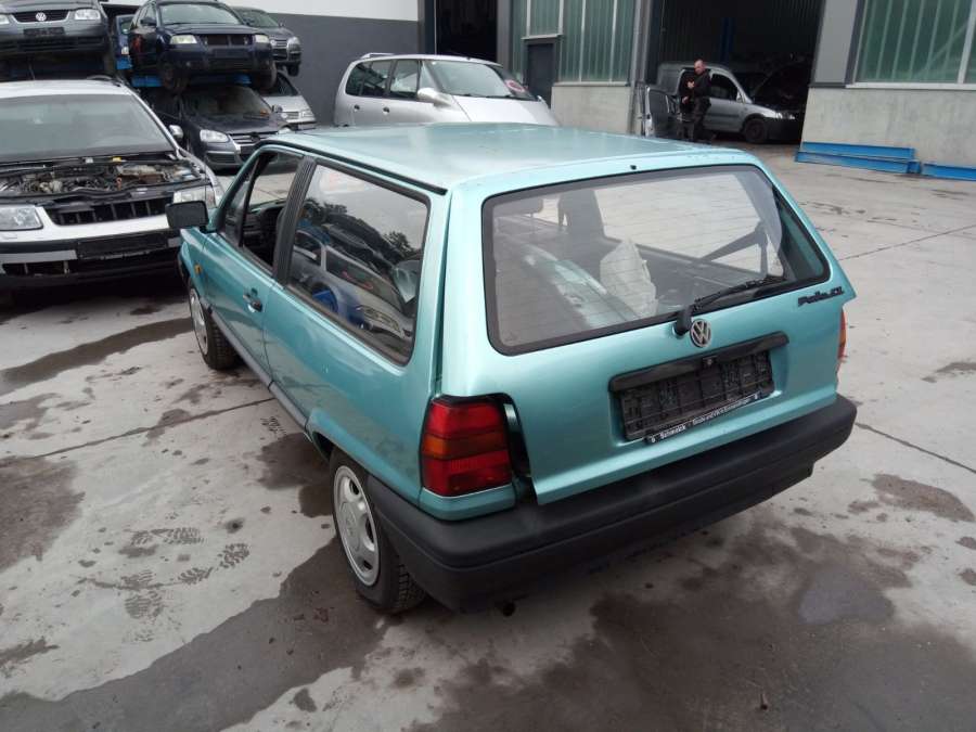 867809962 Подкрылок (защита крыла) передний правый Volkswagen Polo 2 (1981-1994) Хетчбэк 5дв. 1992г. | Фото № 5 867809962 Подкрылок (защита крыла) передний правый Volkswagen Polo 2 (1981-1994) Хетчбэк 5дв. 1992г. - Фото 5