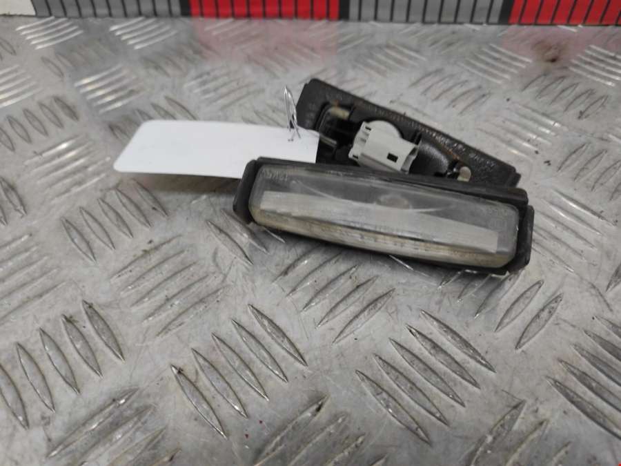 Подсветка номера Lexus RX 2 (XU30) (2003-2009) Внедорожник 5дв. 2003г. | Фото № 3 Подсветка номера Lexus RX 2 (XU30) (2003-2009) Внедорожник 5дв. 2003г. - Фото 3