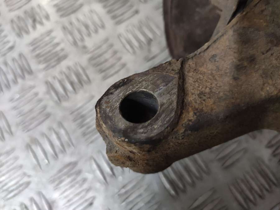 Кулак поворотный передний левый Mercedes Vito W639 2006г. | Фото № 4 Кулак поворотный передний левый Mercedes Vito W639 2006г. - Фото 4