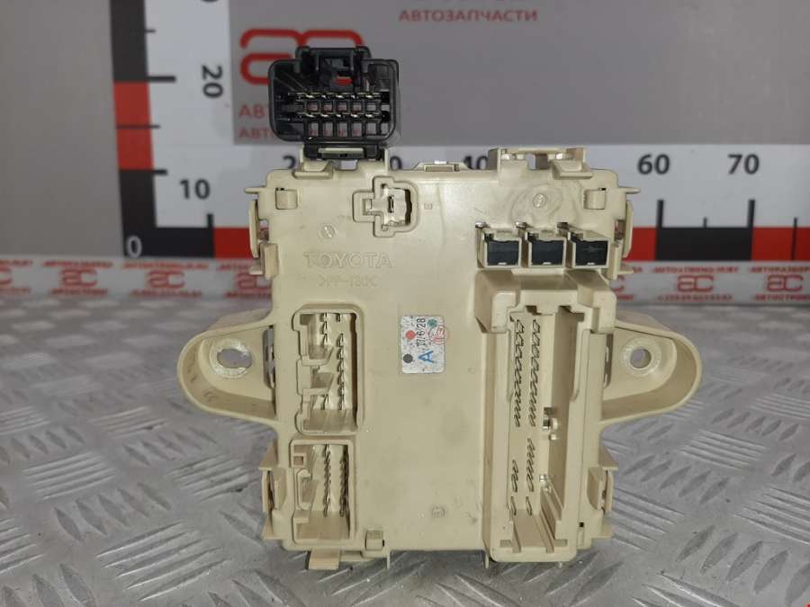 Блок комфорта Lexus RX 2 (XU30) (2003-2009) Внедорожник 5дв. 2007г. | Фото № 1 Блок комфорта Lexus RX 2 (XU30) (2003-2009) Внедорожник 5дв. 2007г. - Фото 1