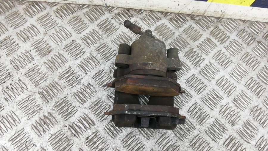 Суппорт тормозной передний правый VOLKSWAGEN GOLF 5 2005г. | Фото № 7 Суппорт тормозной передний правый VOLKSWAGEN GOLF 5 2005г. - Фото 7