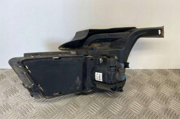 8048773 Фара противотуманная левая BMW 3 E90/E91/E92/E9 (2005-201) 2005г. | Фото № 3 8048773 Фара противотуманная левая BMW 3 E90/E91/E92/E9 (2005-201) 2005г. - Фото 3
