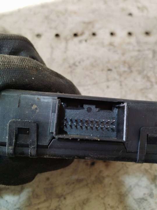 3C0907951A Блок комфорта Volkswagen Passat B6 (2005-2010) 2005г. | Фото № 2 3C0907951A Блок комфорта Volkswagen Passat B6 (2005-2010) 2005г. - Фото 2