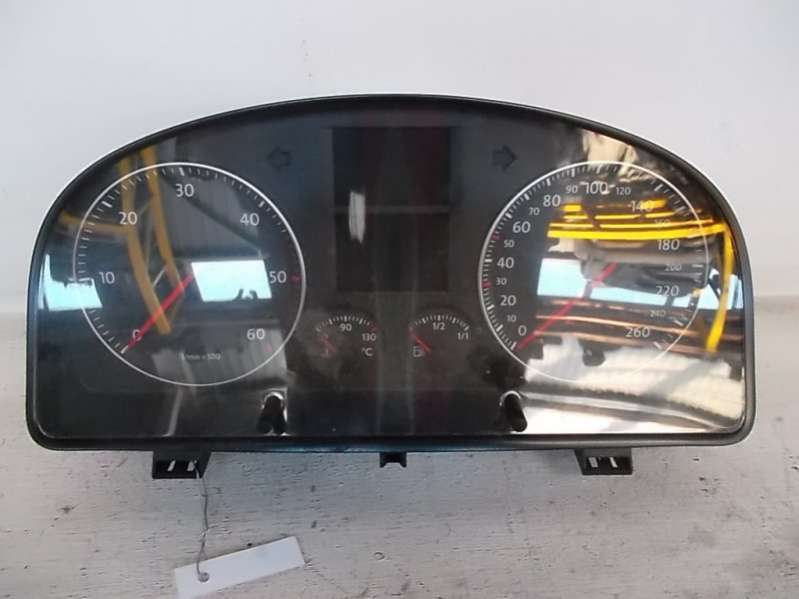 Щиток приборов (приборная панель) Volkswagen Touran 2005г. | Фото № 1 Щиток приборов (приборная панель) Volkswagen Touran 2005г. - Фото 1