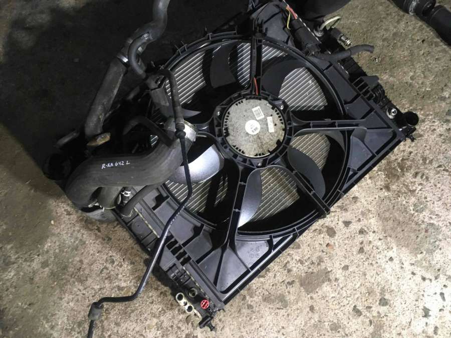 A1645001900A2515000804 Кассета радиаторов  Mercedes-Benz R W251 2008г. | Фото № 4  A1645001900A2515000804 Кассета радиаторов  Mercedes-Benz R W251 2008г. - Фото 4