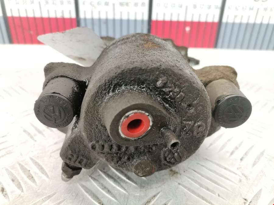 Суппорт передний правый Volkswagen Golf 5 (2003-2008) Хетчбэк 5дв. 2006г. | Фото № 2 Суппорт передний правый Volkswagen Golf 5 (2003-2008) Хетчбэк 5дв. 2006г. - Фото 2