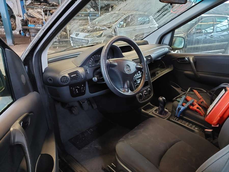 0130821921 Стеклоподъемник электрический двери передней левой Mercedes Vaneo (2001-2005) Микроавтобус 2005г. | Фото № 13 0130821921 Стеклоподъемник электрический двери передней левой Mercedes Vaneo (2001-2005) Микроавтобус 2005г. - Фото 13