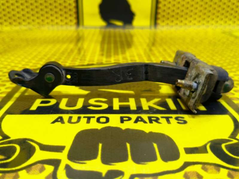 68630AA020 Ограничитель двери Toyota Camry MCV30 2004г. | Фото № 1 68630AA020 Ограничитель двери Toyota Camry MCV30 2004г. - Фото 1