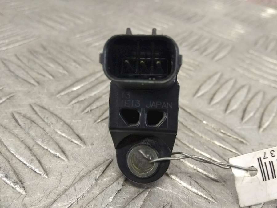 Датчик распредвала Honda CR-V 2 (2001-2006) Внедорожник 5дв. 2004г. | Фото № 2 Датчик распредвала Honda CR-V 2 (2001-2006) Внедорожник 5дв. 2004г. - Фото 2