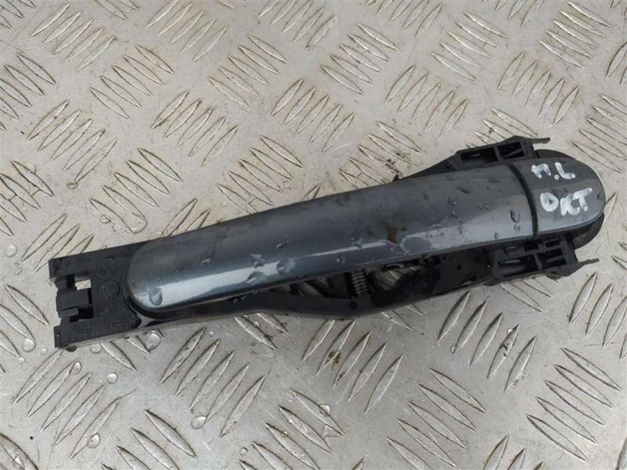 3B0837207G Ручка двери наружная передняя левая  Skoda Octavia A5 restailing 2010г. | Фото № 1  3B0837207G Ручка двери наружная передняя левая  Skoda Octavia A5 restailing 2010г. - Фото 1