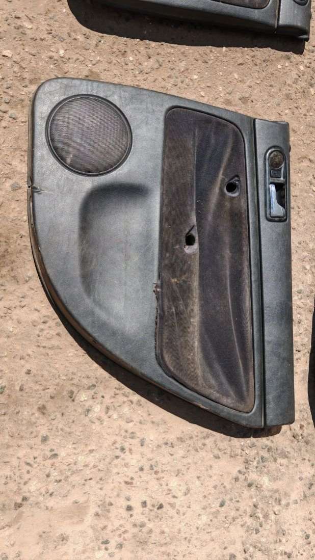 Обшивка дверей (комплект) Volkswagen Passat B5 1998г. | Фото № 7 Обшивка дверей (комплект) Volkswagen Passat B5 1998г. - Фото 7