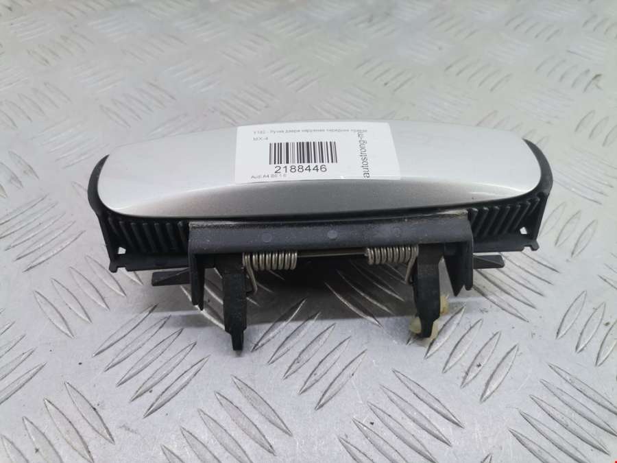 4B0839885 Ручка двери наружная передняя правая Audi A4 B6 (2000-2006) Седан 2002г. | Фото № 1 4B0839885 Ручка двери наружная передняя правая Audi A4 B6 (2000-2006) Седан 2002г. - Фото 1