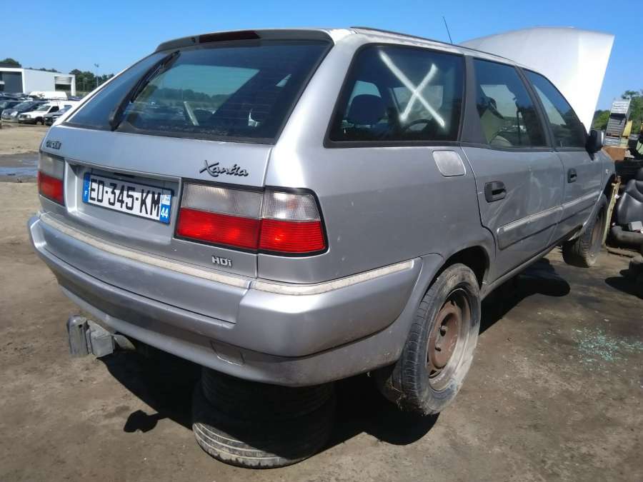 962077298 Лючок бензобака Citroen Xantia (1992-2002) Универсал 2000г. | Фото № 13 962077298 Лючок бензобака Citroen Xantia (1992-2002) Универсал 2000г. - Фото 13