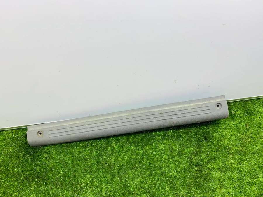 3T16V13201  Накладка на порог передняя левая   Ford Transit Connect I 2005г. | Фото № 2  3T16V13201  Накладка на порог передняя левая   Ford Transit Connect I 2005г. - Фото 2