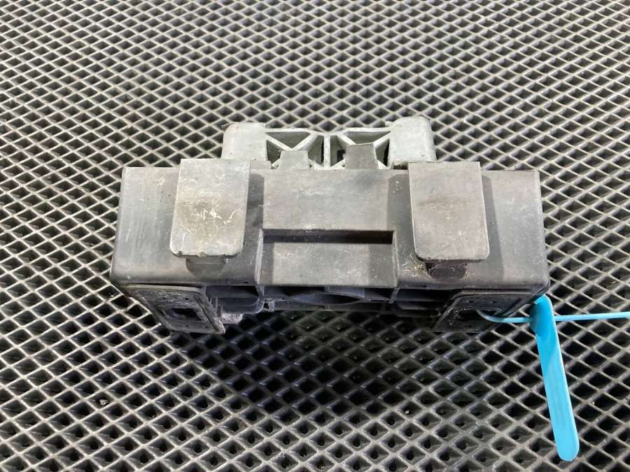 A1666900134A2046920028 Опора под домкрат (поддомкратная подушка)  Mercedes-Benz GL X166 2015г. | Фото № 6  A1666900134A2046920028 Опора под домкрат (поддомкратная подушка)  Mercedes-Benz GL X166 2015г. - Фото 6