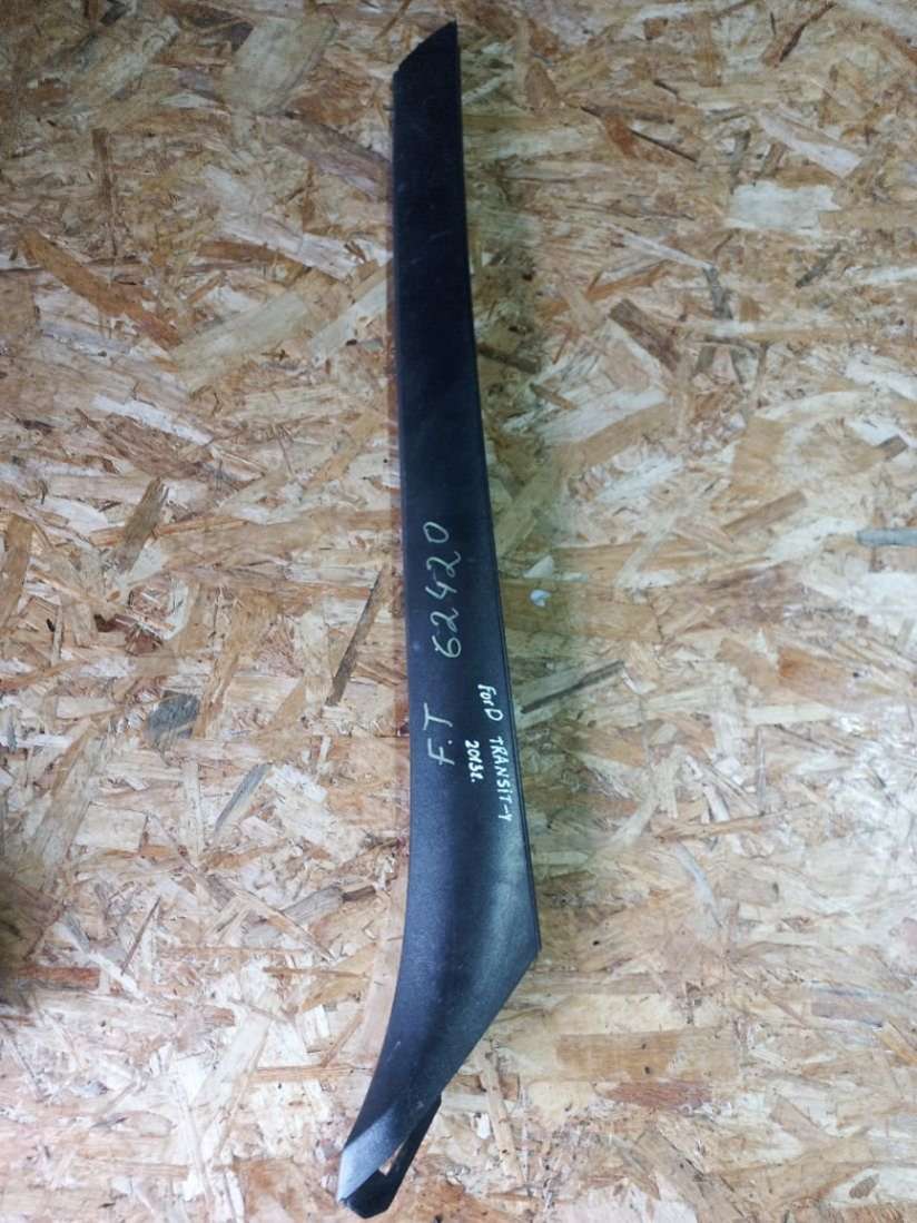 606C11V03682AF 606C11V03683AF Молдинг стекла лобового Ford Transit 3 restailing 2012г. | Фото № 1 606C11V03682AF 606C11V03683AF Молдинг стекла лобового Ford Transit 3 restailing 2012г. - Фото 1