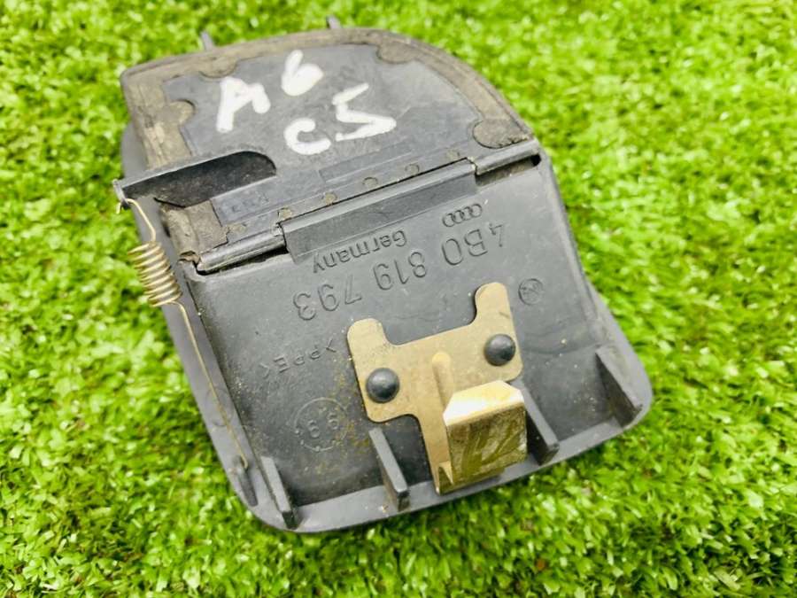 4B0819793  Дефлектор воздушный в торпедо левый   Audi A6 C5 2004г. | Фото № 6  4B0819793  Дефлектор воздушный в торпедо левый   Audi A6 C5 2004г. - Фото 6