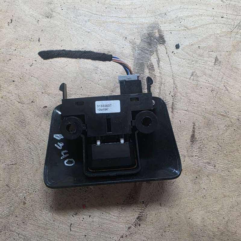 31334637 Кнопка ручного тормоза (ручника) Volvo XC60 1 2011г. | Фото № 3 31334637 Кнопка ручного тормоза (ручника) Volvo XC60 1 2011г. - Фото 3