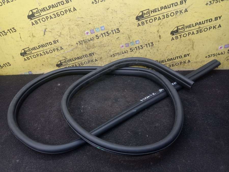 Уплотнитель двери задней левой Ford Focus 2 хэтчбек 2006г. | Фото № 1 Уплотнитель двери задней левой Ford Focus 2 хэтчбек 2006г. - Фото 1