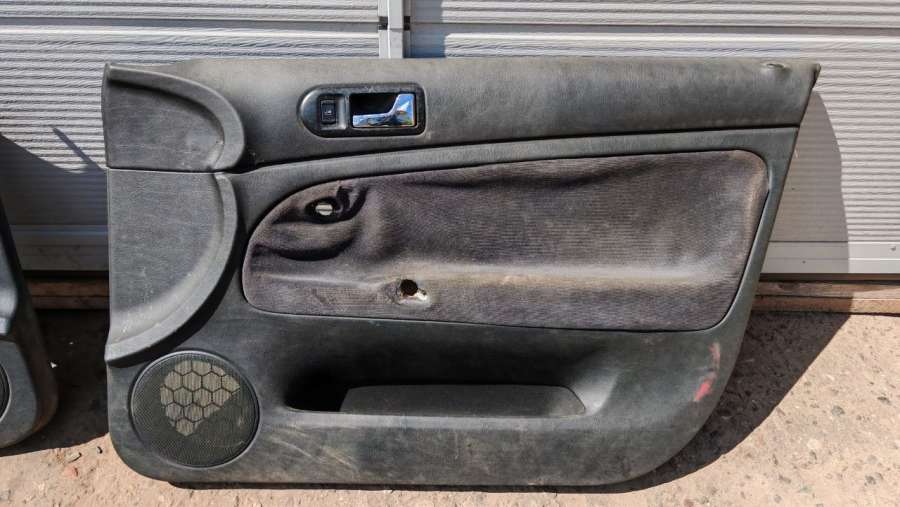 Обшивка дверей (комплект) Volkswagen Passat B5 1998г. | Фото № 5 Обшивка дверей (комплект) Volkswagen Passat B5 1998г. - Фото 5