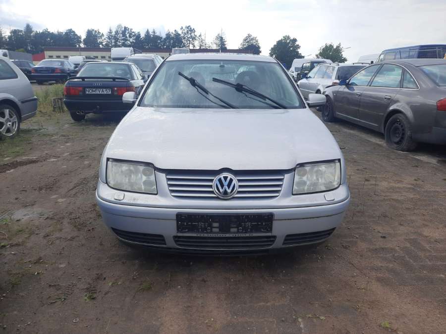 Цилиндр сцепления главный Volkswagen Bora(Jetta) (1998-2005) Седан 2000г. | Фото № 10 Цилиндр сцепления главный Volkswagen Bora(Jetta) (1998-2005) Седан 2000г. - Фото 10