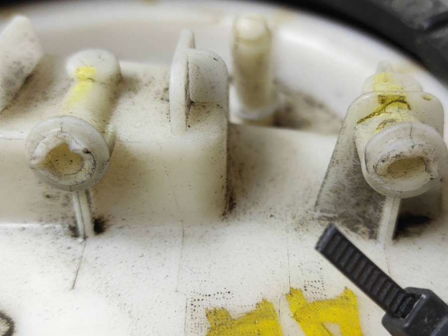 8N619H307LE0580200018 Насос топливный в бак Mazda 3 хетчбэк 5 дв. 2011г. | Фото № 6 8N619H307LE0580200018 Насос топливный в бак Mazda 3 хетчбэк 5 дв. 2011г. - Фото 6