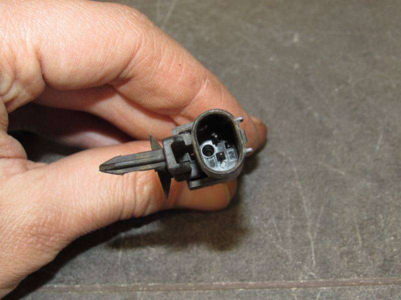 CPLA-2C190-AB Датчик ABS Land Rover Range Rover 4 2016г. | Фото № 6 CPLA-2C190-AB Датчик ABS Land Rover Range Rover 4 2016г. - Фото 6