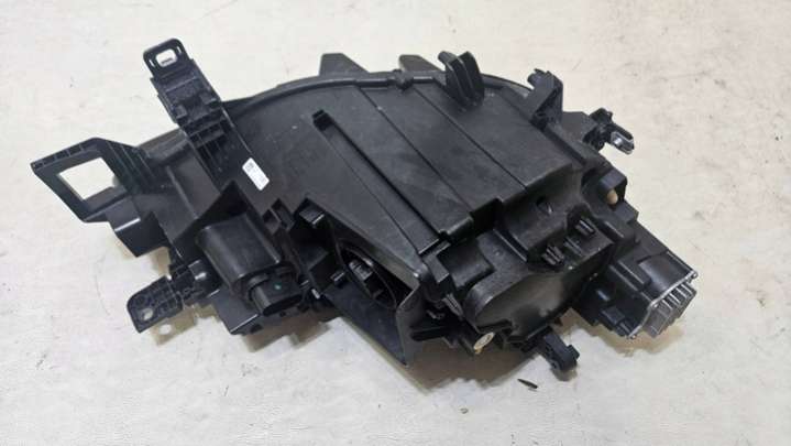 11B941035H Фара левая Volkswagen ID.4 1 поколение (2020-2024) 2020г. | Фото № 6 11B941035H Фара левая Volkswagen ID.4 1 поколение (2020-2024) 2020г. - Фото 6