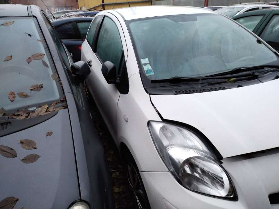 Замок зажигания Toyota Yaris 2 (2005-2011) Хетчбэк 3дв. 2009г. | Фото № 12 Замок зажигания Toyota Yaris 2 (2005-2011) Хетчбэк 3дв. 2009г. - Фото 12