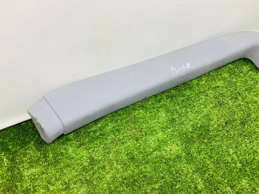 A6387470871  Обшивка крышки багажника правая   Mercedes-Benz V-class W638 2001г. | Фото № 3  A6387470871  Обшивка крышки багажника правая   Mercedes-Benz V-class W638 2001г. - Фото 3