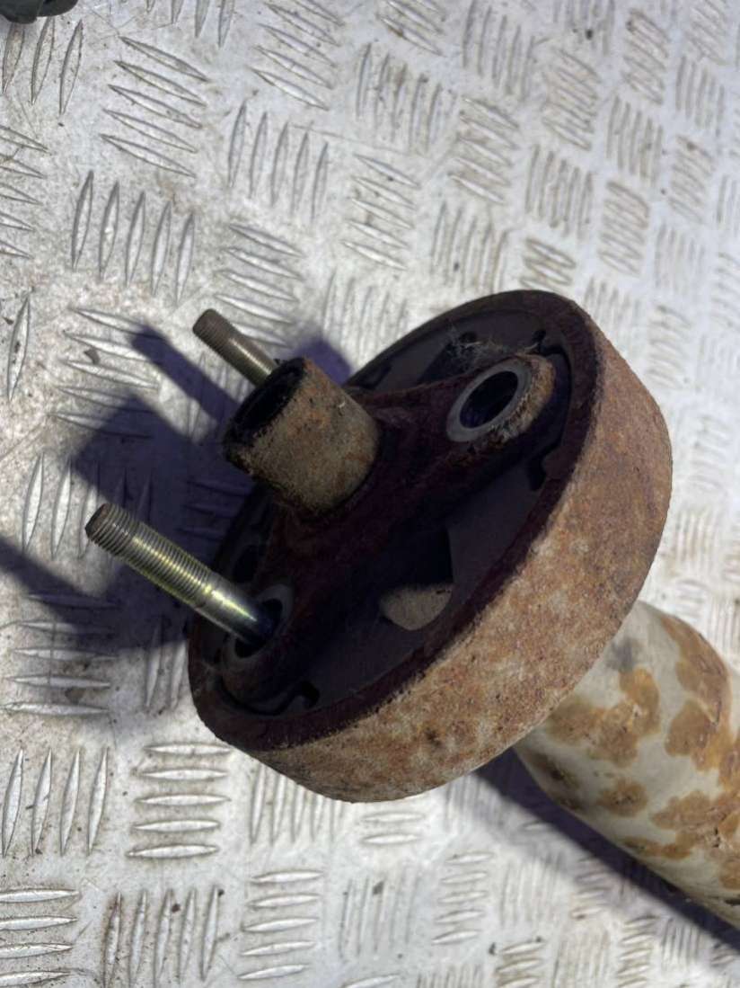 Карданный вал Mercedes E W210 Седан 1996г. | Фото № 7 Карданный вал Mercedes E W210 Седан 1996г. - Фото 7