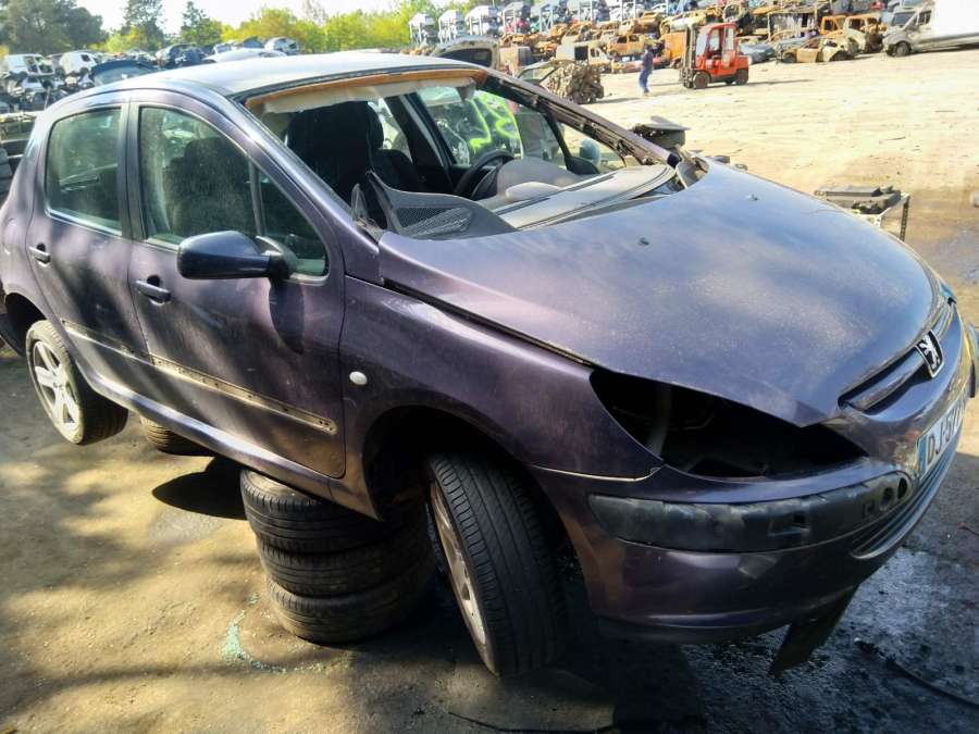 Маховик (демпфер сцепления) Peugeot 307 (2001-2008) Хетчбэк 5дв. 2002г. | Фото № 11 Маховик (демпфер сцепления) Peugeot 307 (2001-2008) Хетчбэк 5дв. 2002г. - Фото 11