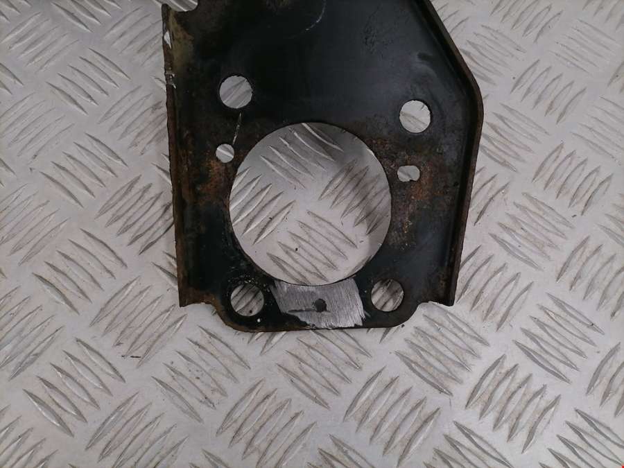 Балка под радиатор Audi A4 B7 (2004-2009) Универсал 2008г. | Фото № 4 Балка под радиатор Audi A4 B7 (2004-2009) Универсал 2008г. - Фото 4