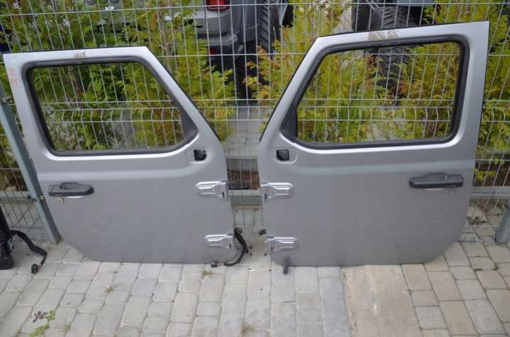 68281911AO68281911AM Дверь передняя правая  Jeep Gladiator 1 поколение (2019-2024) 2019г. | Фото № 2  68281911AO68281911AM Дверь передняя правая  Jeep Gladiator 1 поколение (2019-2024) 2019г. - Фото 2