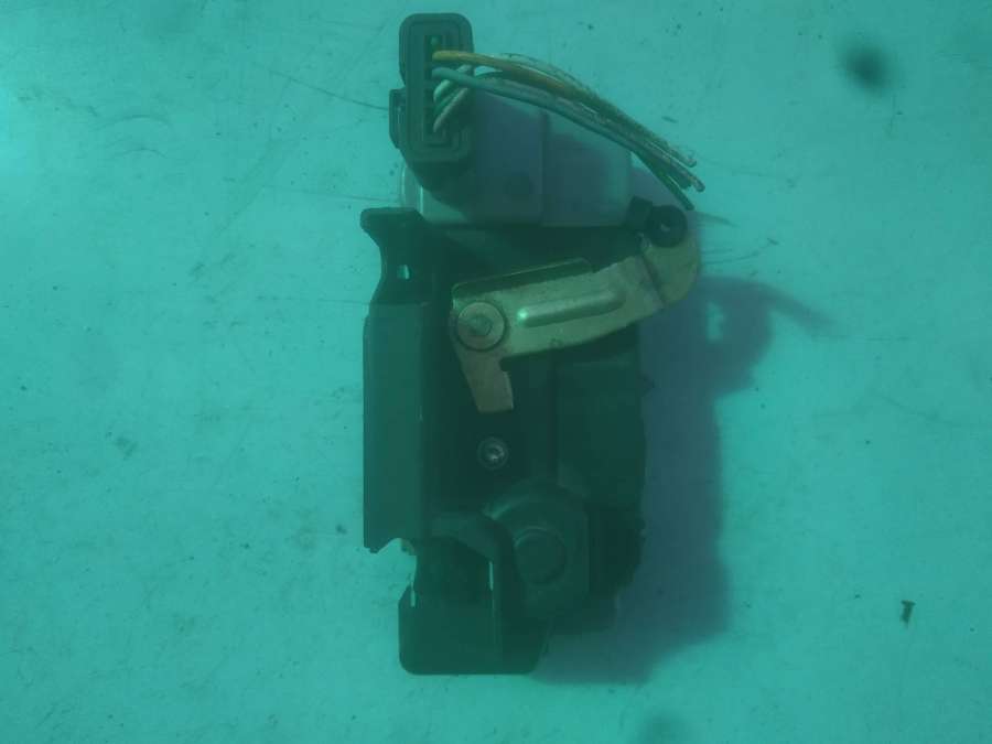 Замок двери задней левой Citroen Xsara Picasso 2001г. | Фото № 2 Замок двери задней левой Citroen Xsara Picasso 2001г. - Фото 2