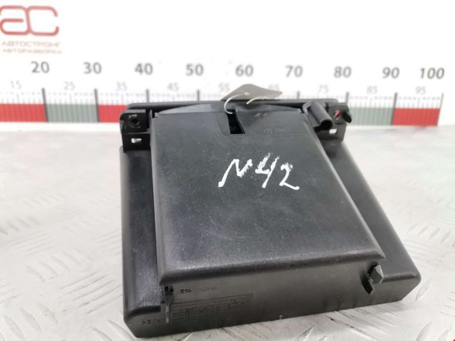 9637031977 Пепельница передняя Peugeot 307 (2001-2008) Универсал 2003г. | Фото № 3 9637031977 Пепельница передняя Peugeot 307 (2001-2008) Универсал 2003г. - Фото 3