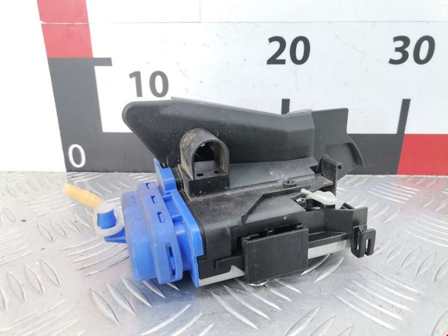 8D0839016A Замок двери задней правой Audi A4 B5 (1994-2001) Седан 1999г. | Фото № 4 8D0839016A Замок двери задней правой Audi A4 B5 (1994-2001) Седан 1999г. - Фото 4